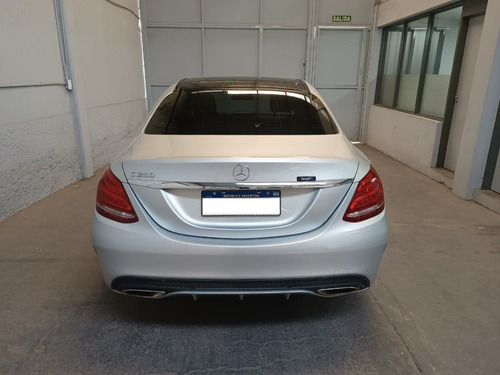 Imagen 5 de 8 de Mercedes Benz C250
