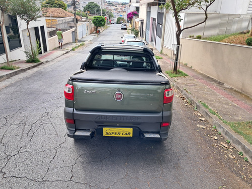 Fiat Strada 1.8 16v Adventure Cab. Dupla Flex 3p