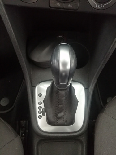 Volkswagen Polo 1.6 L4 Tiptronic At 2020