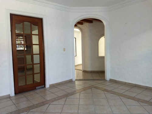 Venta O Renta De Casa En Fraccionamiento La Joya, Cuernavaca