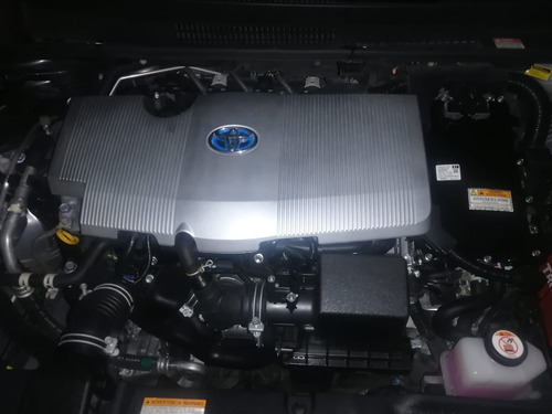 Toyota Prius 1.8 Base Cvt