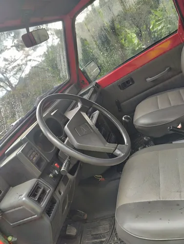 Vehículo En Perfecto Estado 4x4 Con Bajo Todo Le Funciona