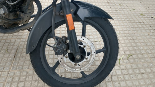 Bajaj Rouser 135 Modelo 2015
