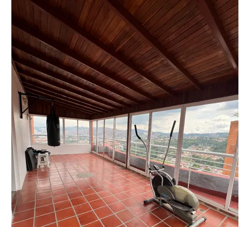Se Vende Ph 333m2. Macaracuay