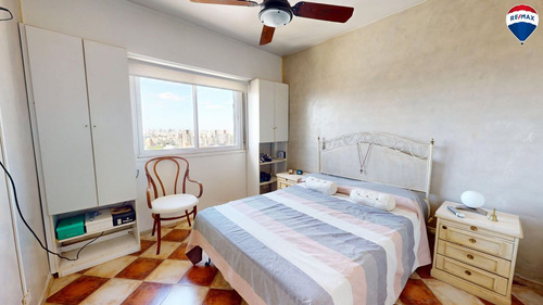 Venta 4 Amb Piso Alto Con Cochera En Colegiales