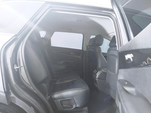 Imagem 13 de 15 de 158366 - Kia Sorento 2019 Com Garantia