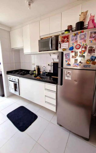 Apt 2 Quartos, 1 Suíte Com Vaga