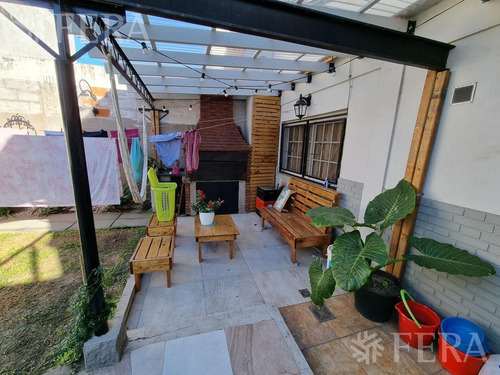 Imagen 6 de 17 de Venta Casa 4 Ambientes Con Cochera Y Patio Con Parrilla En Wilde (30291)