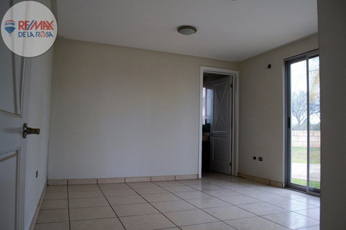 Imagen 12 de 16 de Renta En Conjunto De 10 Casas En Fracc Residencial Privado La Martinica - (2)