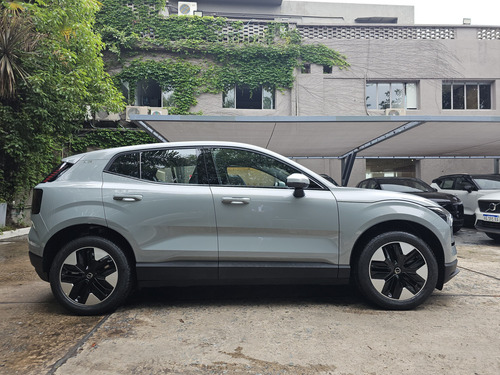 Volvo EX30 0.0 Core E60 (560Km)