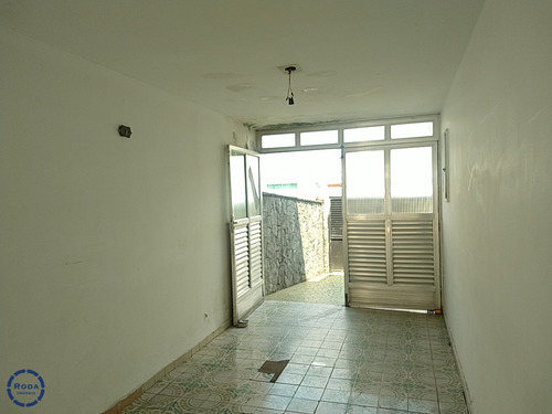 Amplo Sobrado Geminado Com 3 Dormitórios Na Vila Belmiro - V8095