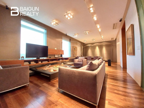 Departamento 2 Ambientes Con Cochera En Venta En Puerto Madero