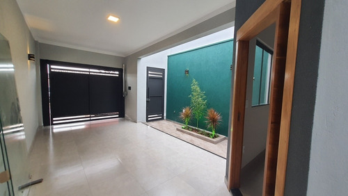 Imagem 3 de 30 de Casa Novinha