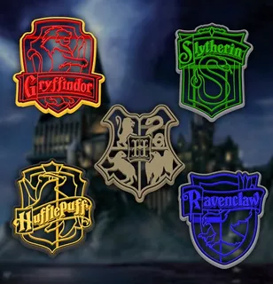 Harry Potter Houses Hogwarts Crest Cut- Figura Plastica