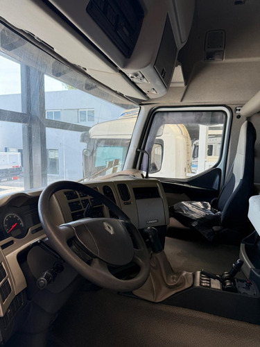 Renault 440 Dxi 4x2