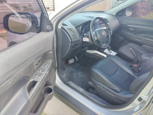 Mitsubishi Outlander Sport 4x4 - Cuero - Techo Pan- Año 2013