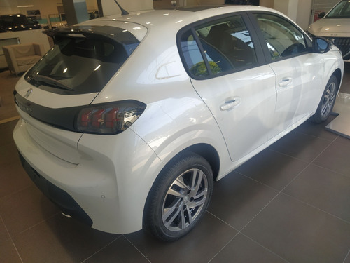 Imagen 23 de 25 de Peugeot 208 Feline Tiptronic 0km Az