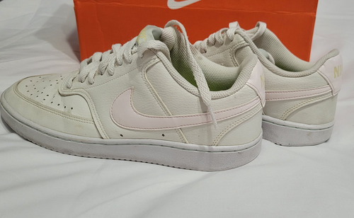 Zapatillas Nike Blancas Mujer Con Pipa Rosa Muy Buen Estado (Usado)