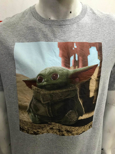 Remera Star Wars Baby Yoda Talle Large Made In Honduras