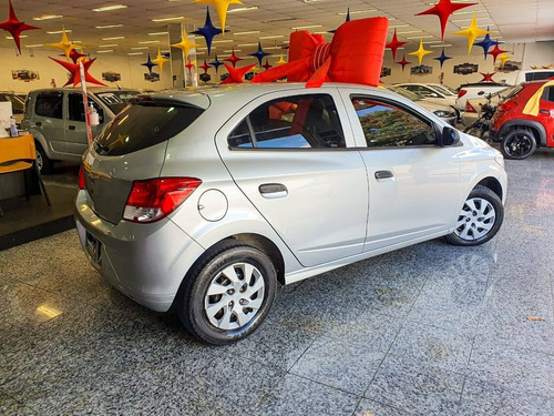 Imagem 7 de 9 de Chevrolet Onix 1.0 Mpfi Joy 8v Flex 4p Manual