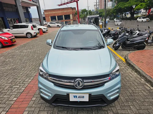 Dfsk Glory 560 1.8cc Mt 2020