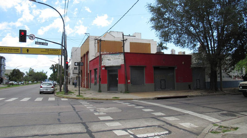 Local En Venta En La Plata Calle 7 Esq. 530 - Dacal Bienes Raices