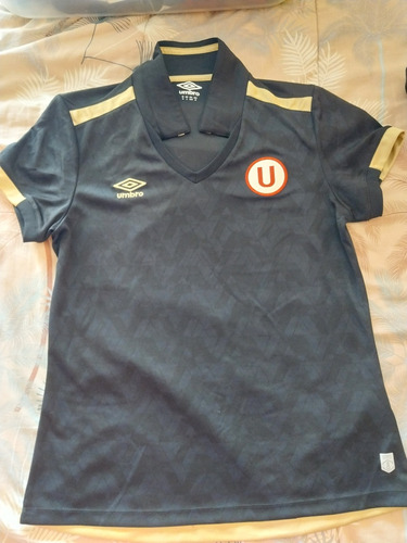 Camiseta De Universitario