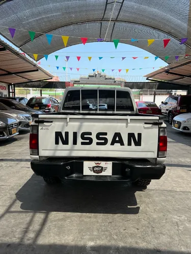 Nissan Frontier D22 NP300