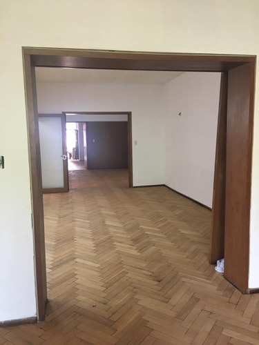 Oficina En Venta - 2 Dormitorios - Centro De Cordoba - Excelente Ubicacion