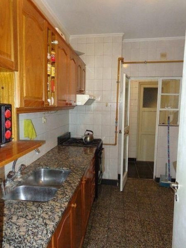Imagen 7 de 9 de 3 Ambientes, Amplio Living Muy Luminoso