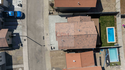 Se Arrienda Gran Casa De 3d-3b Estacionamient (73513)
