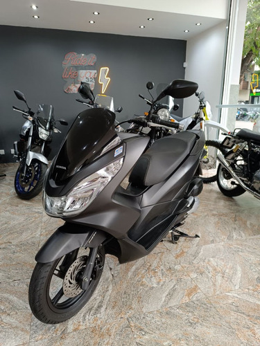 Honda Pcx 150cc. Motos Usadas. Usados Seleccionados. 