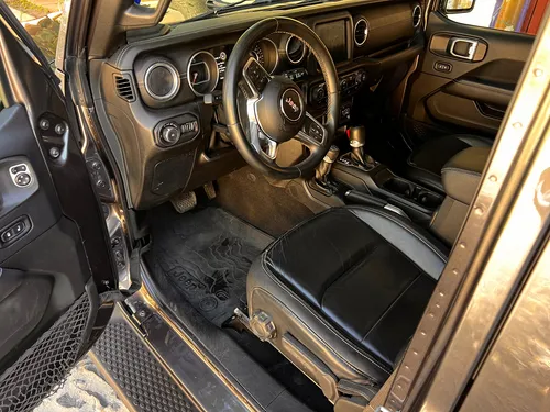 Jeep Wrangler 3.7 Unlimited Sahara 3.6 4x4 At