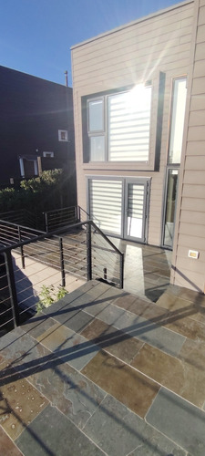 Casa Mediterránea Moderna En Pingueral, Tomé, Concepción