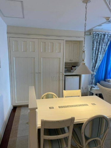 Imagem 26 de 30 de Flat Com 1 Dormitório À Venda, 65 M² Por R$ 1.000.000,00 - Jurerê Internacional - Florianópolis/sc - Fl0008