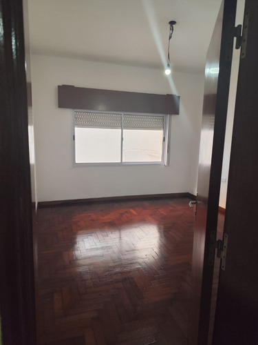Ph Fondo 2 1/2 Ambientes Con 2 Patios - Brandsen 4371 - Ciudadela
