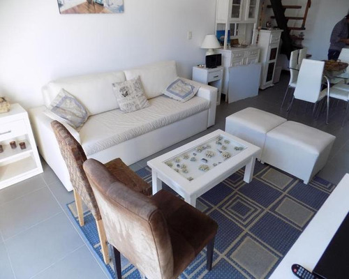 Apartamento En Venta De 2 Dormitorios En Manantiales