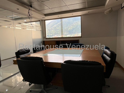 Oficina Centro En Venta En Los Dos Caminos. Cecilia Gutierrez. 25-18382