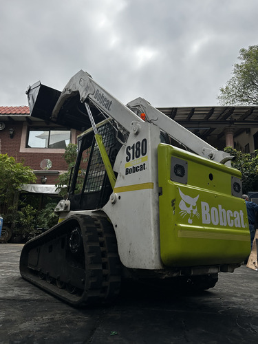 Minicargador Bobcat