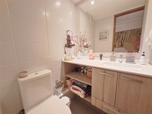 Impecable 3 Dorm, Sala Estar, 2 Estacionamientos Providencia