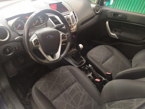 Ford Fiesta Kd 1.6l Titanium Modelo 2013