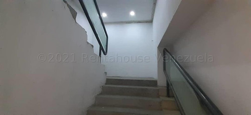 Imagen 17 de 30 de Galpon En Venta Este Barquisimeto, Amplio Estacionamiento, Info. 0424-5325471, Codigo 22-17700 Mf