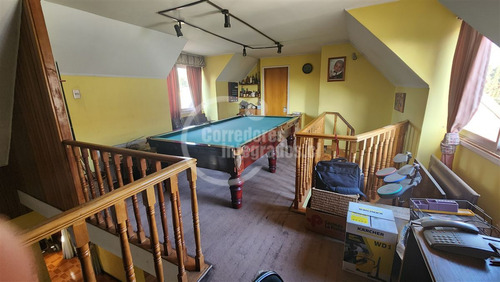 Casa En Venta De 5 Dorm. En Macul