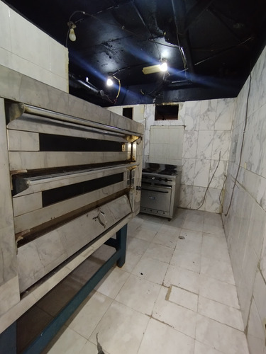 Disponible Para Alquiler. Local Comercial