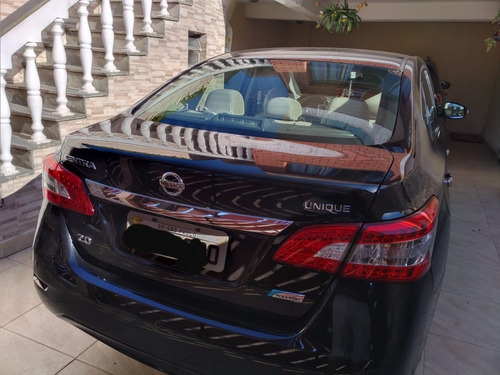 Nissan Sentra Unique