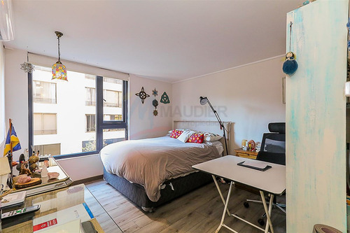 Departamento En Venta De 3 Dorm. En Providencia