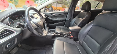Imagem 8 de 11 de Chevrolet Cruze 2018 1.4 Lt Turbo Aut. 4p