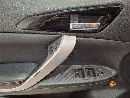 Mitsubishi Eclipse Cross 1.5 MIVEC TURBO GASOLINA HPE CVT