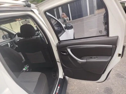 Vendo Duster Modelo 2015 4x4