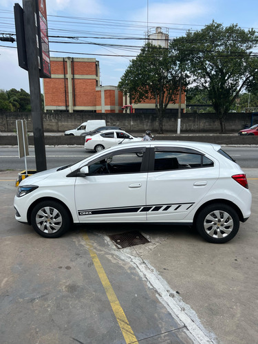 Chevrolet Onix 1.4 Lt Aut. 5p